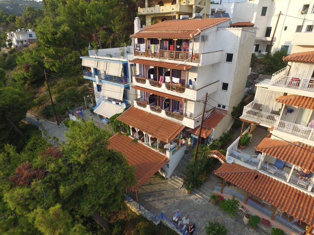 Levantes Hotel Patitiri  Exterior photo